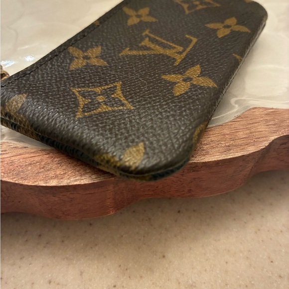 Louis Vuitton Monogram Key Holder/Card Holder - Picture 5 of 10